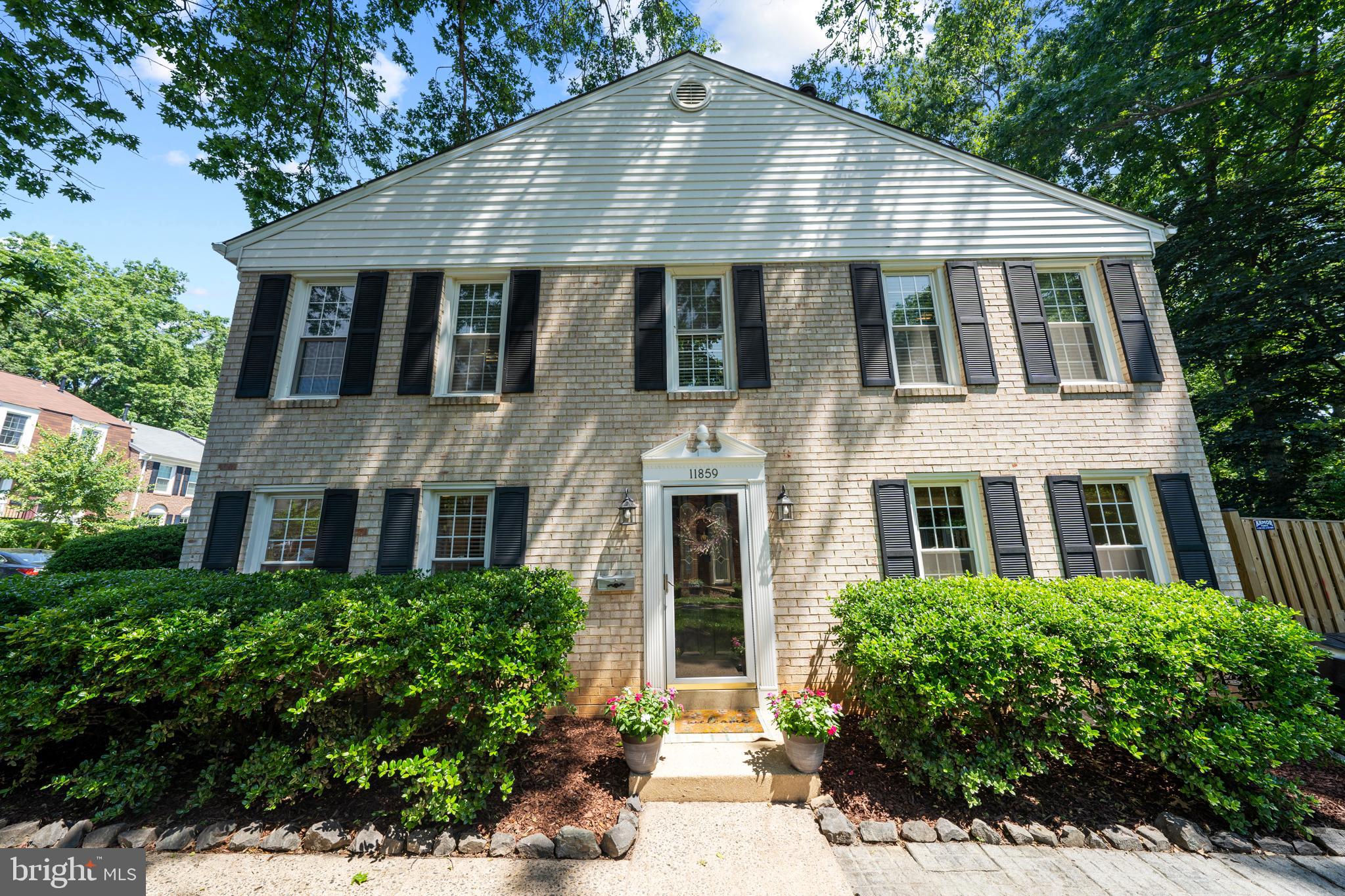 11859 Dunlop Court Reston, VA 20191 - Photo 34 of 38 Gallery Image 34