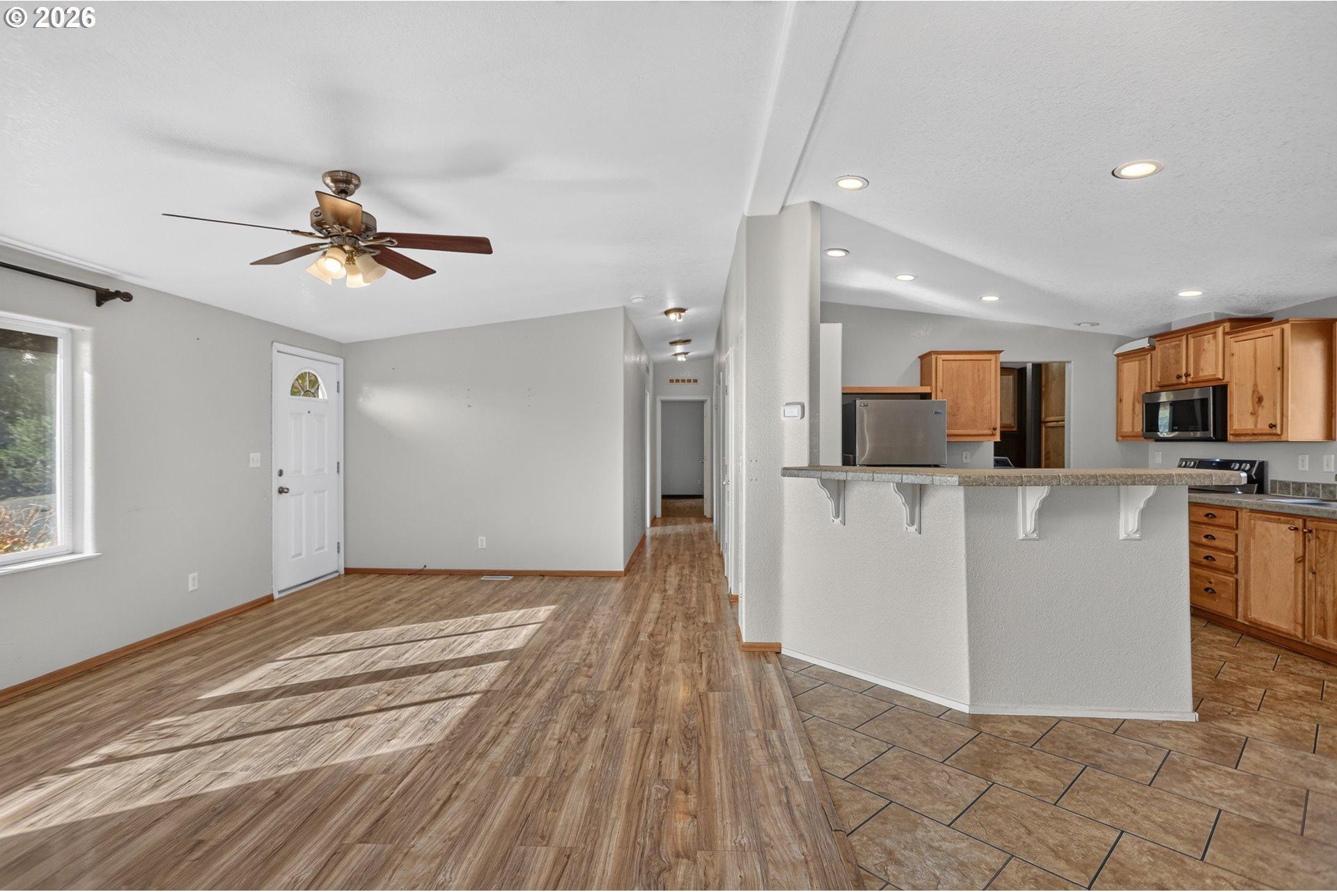 402 Jefferson Street Moro, OR 97039 - Photo 6 of 47 Gallery Image 6