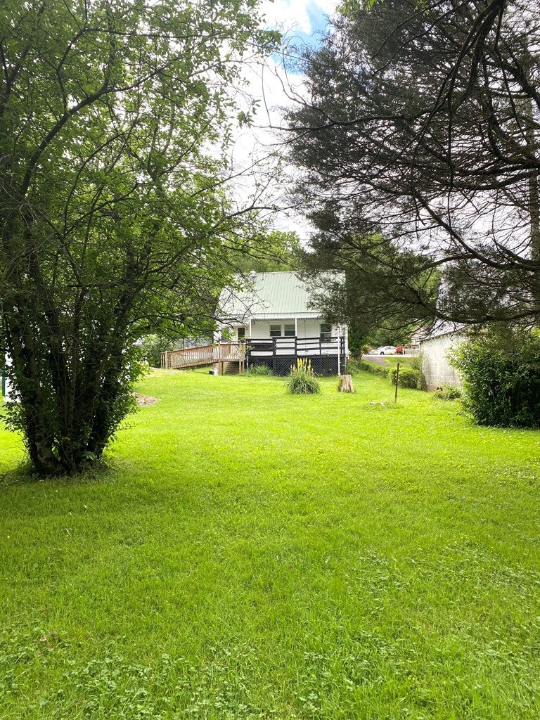 607 Old Fincastle Road Lebanon, VA 24266 - Photo 7 of 16 Gallery Image 7