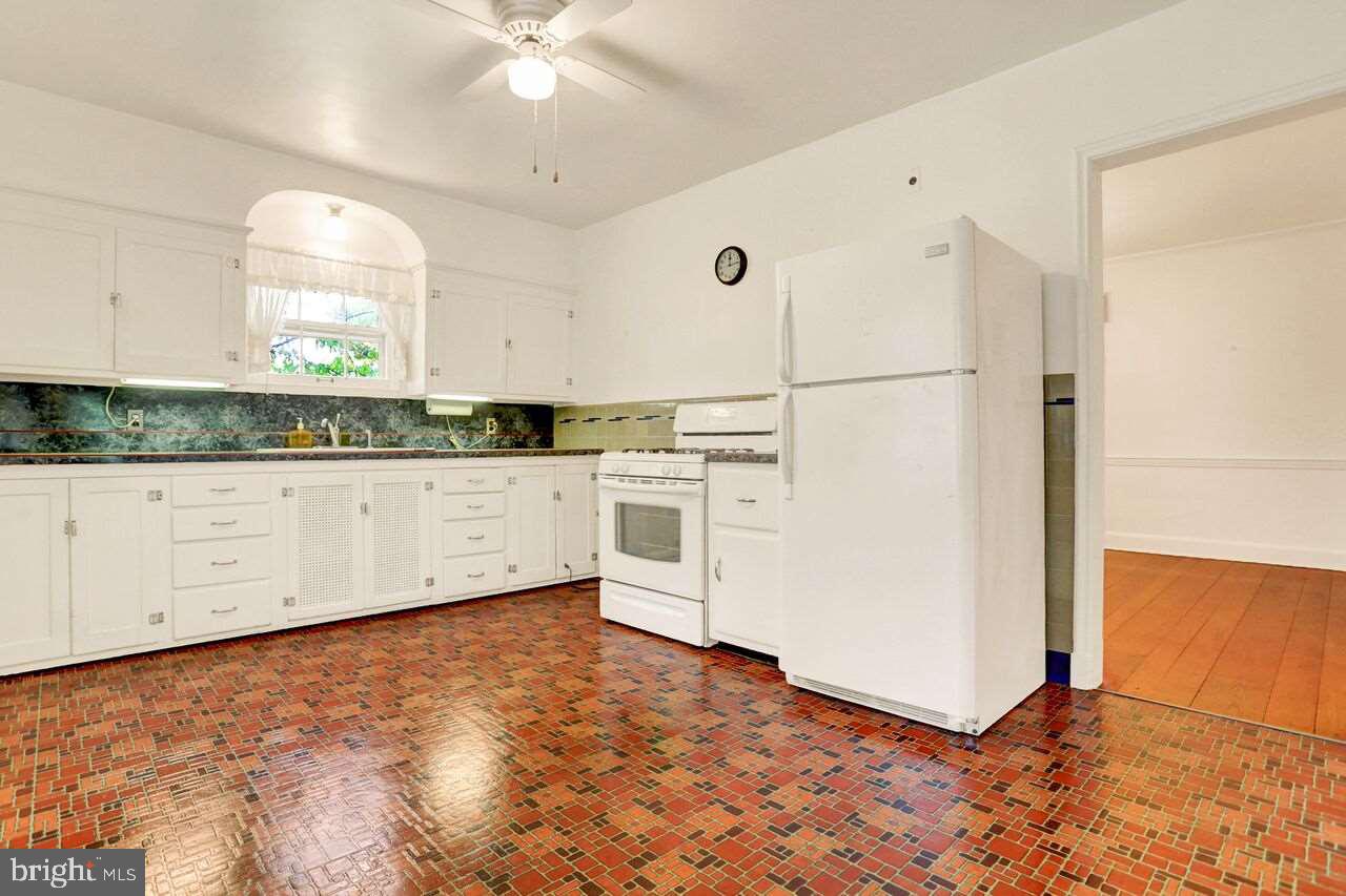 161 Rathton Road York, PA 17403 - Photo 20 of 36 Gallery Image 20