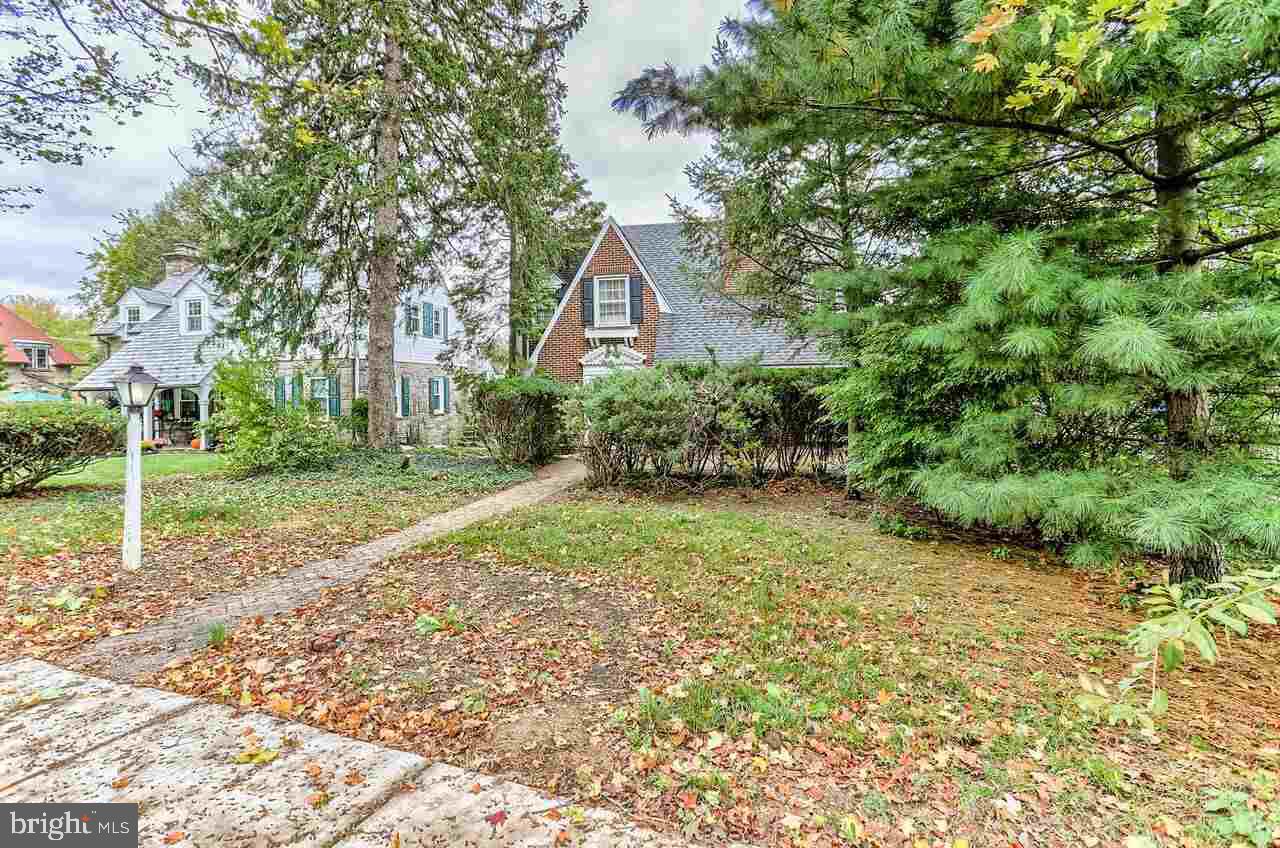 161 Rathton Road York, PA 17403 - Photo 3 of 36 Gallery Image 3