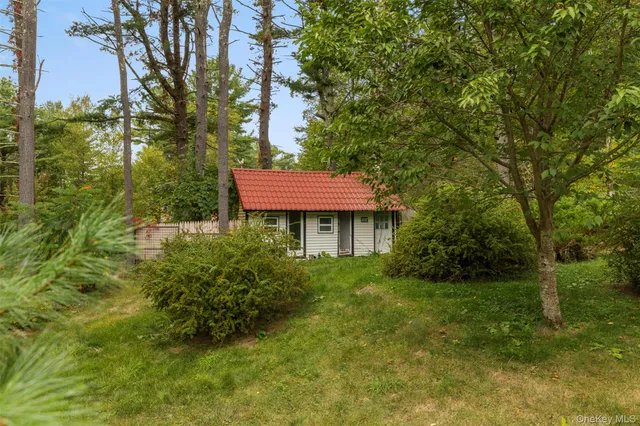 $550,000 | 2 May Place, Glen Spey, NY 12737