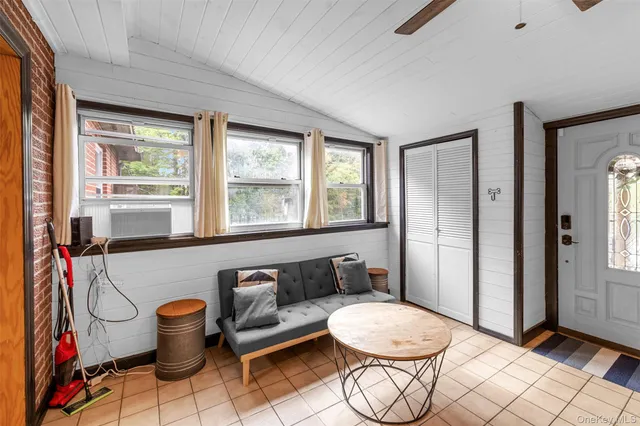 $550,000 | 2 May Place, Glen Spey, NY 12737