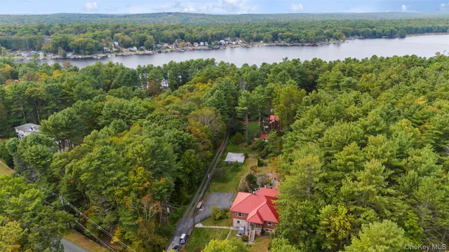$550,000 | 2 May Place, Glen Spey, NY 12737