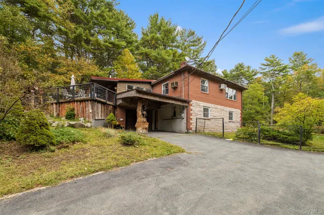 $550,000 | 2 May Place, Glen Spey, NY 12737