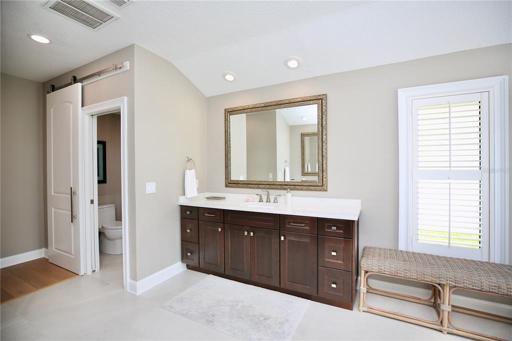 5806 Cruiser Way Tampa, FL 33615 - Photo 38 of 98