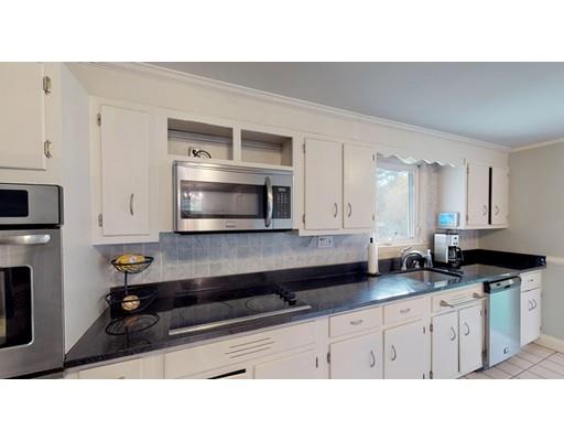10 Peter Road North Reading, MA 01864 - Photo 11 of 28 Gallery Image 11