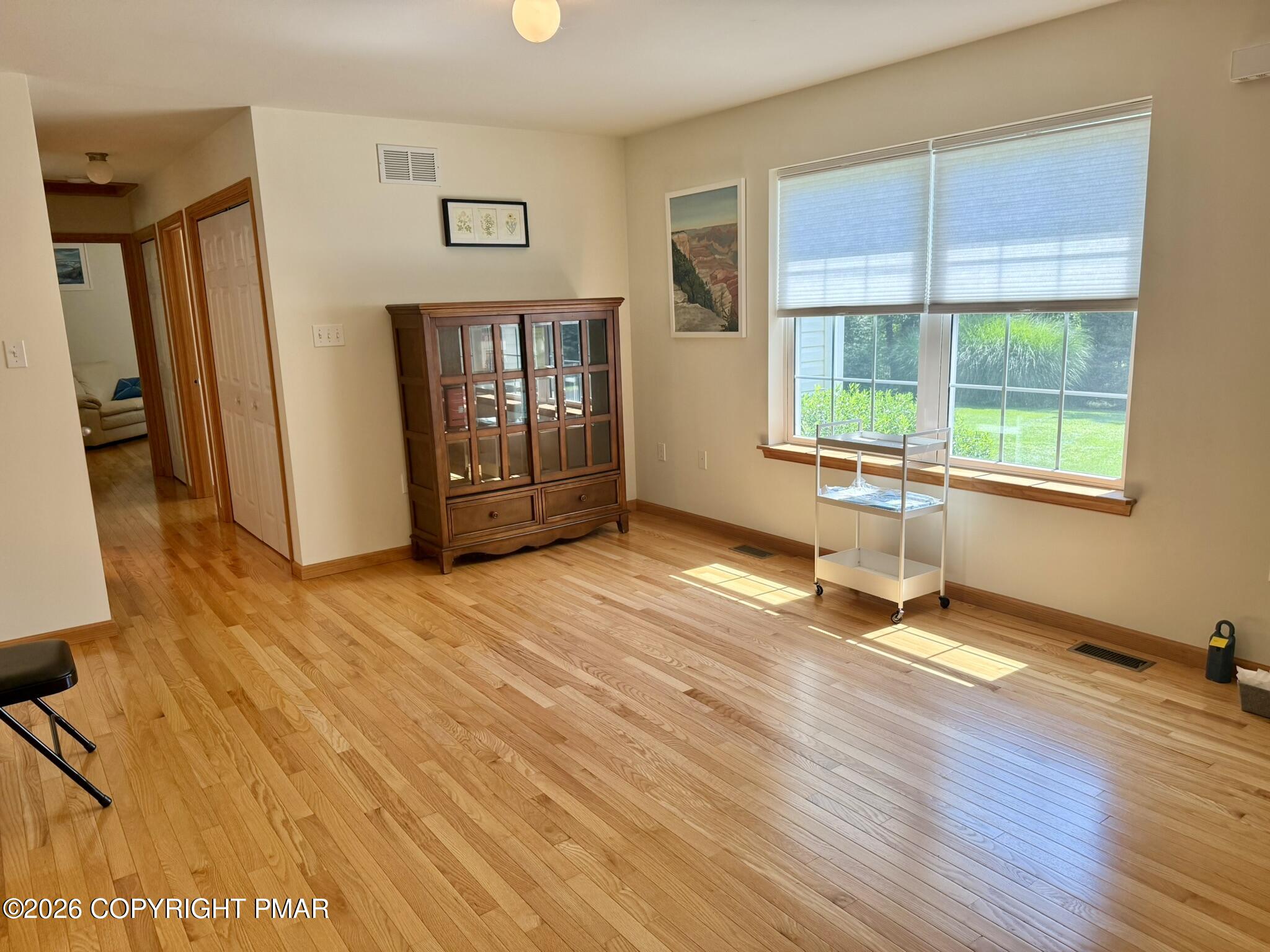 111 Gower Road Albrightsville, PA 18210 - Photo 8 of 48 Living Room