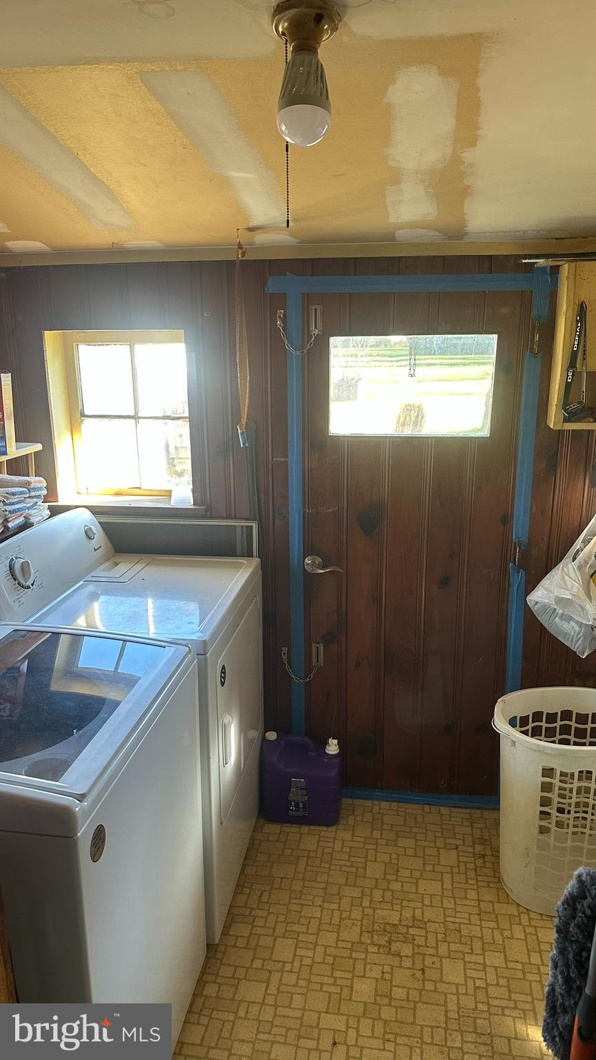 295 North North Main Street Manahawkin, NJ 08050 - Photo 14 of 17 a kitchen with a sink and cabinets