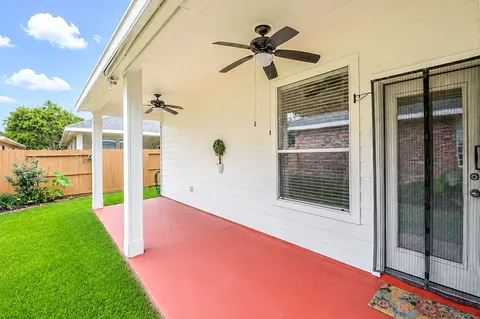 $364,000 | 5306 Baron Trace Lane, Katy, TX 77494