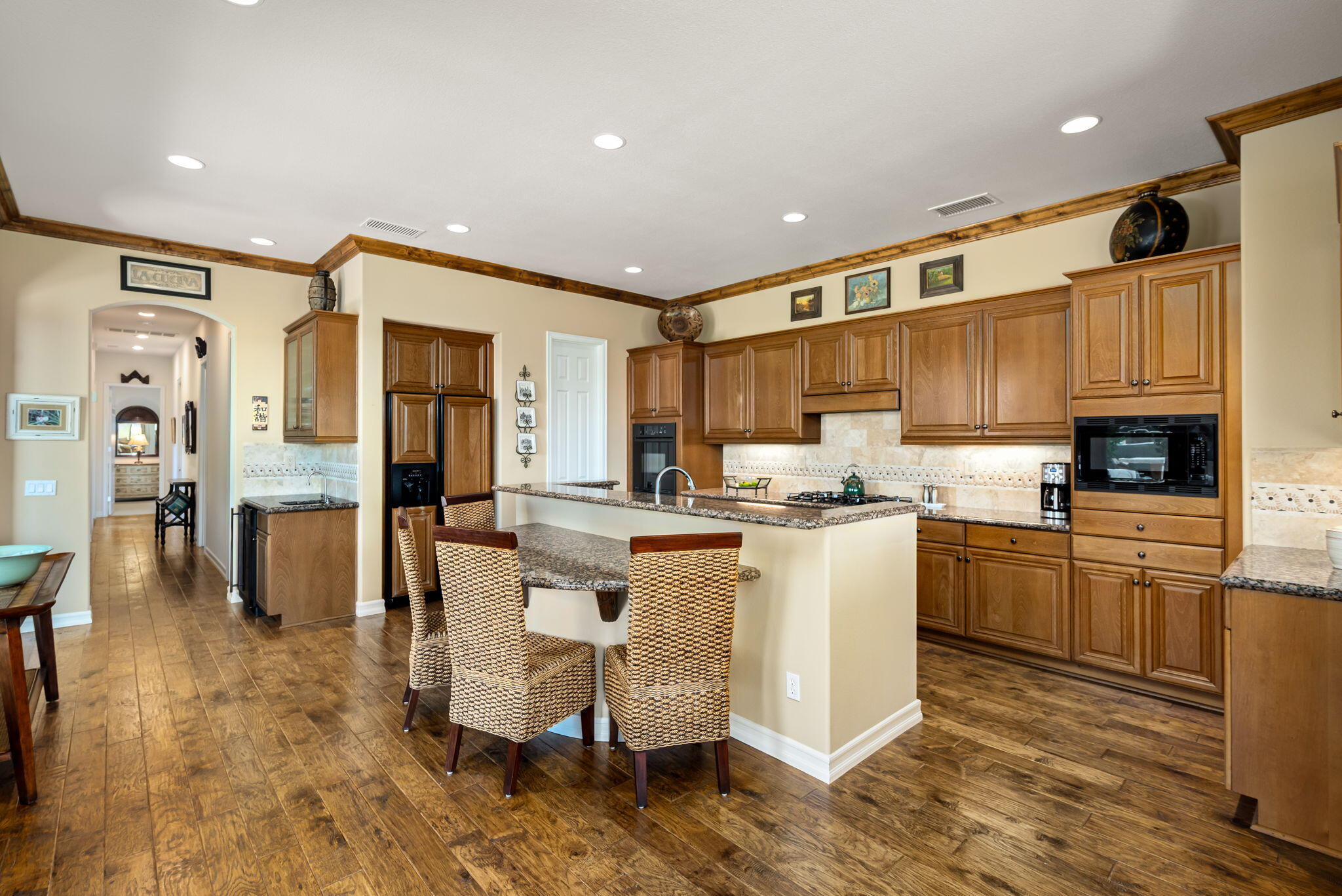 326 Loch Lomond Road Rancho Mirage, CA 92270 - Photo 17 of 43 25-web-or-mls-JBLoch_OPMG_0825_025