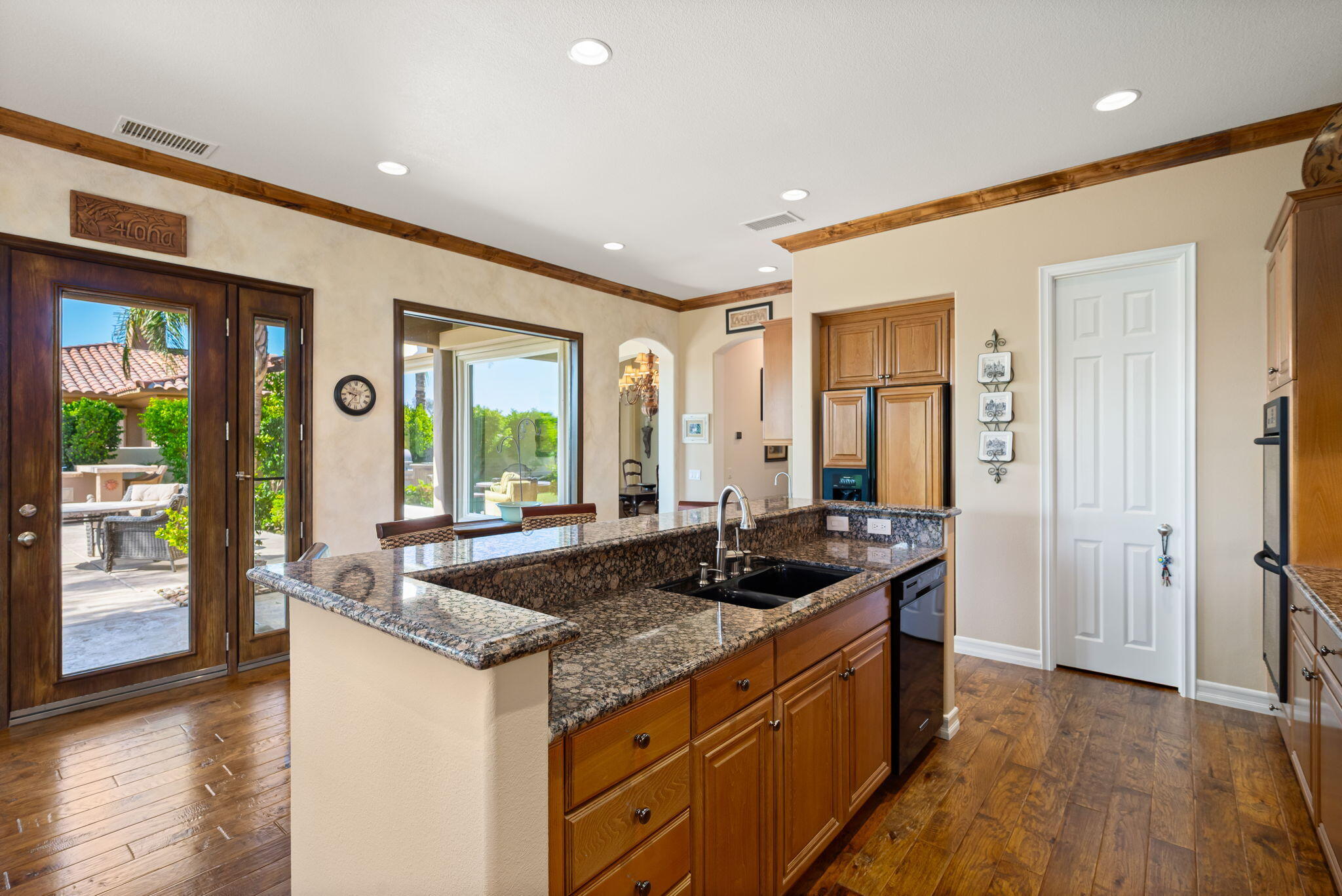 326 Loch Lomond Road Rancho Mirage, CA 92270 - Photo 18 of 43 28-web-or-mls-JBLoch_OPMG_0825_028