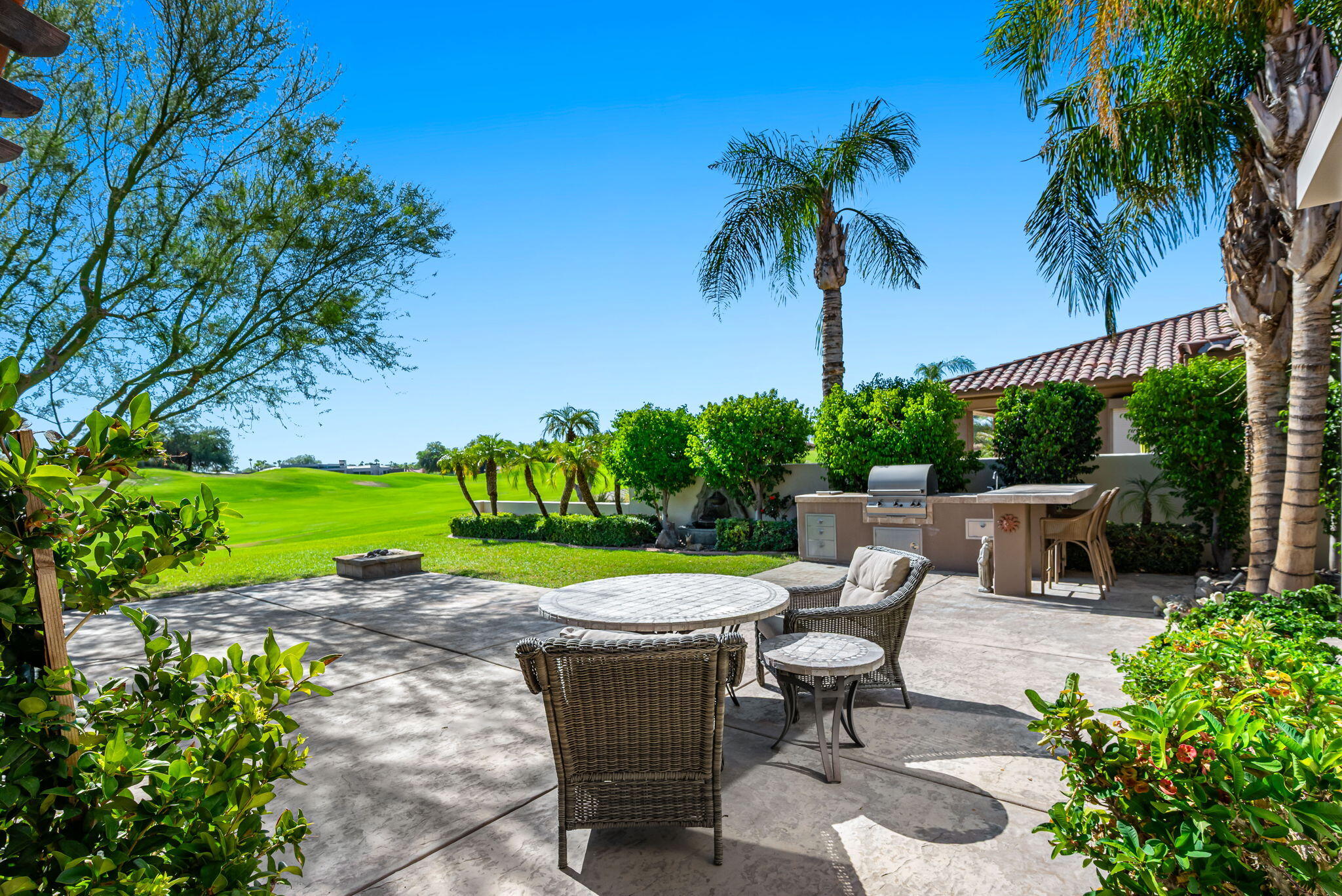 326 Loch Lomond Road Rancho Mirage, CA 92270 - Photo 26 of 43 37-web-or-mls-JBLoch_OPMG_0825_037