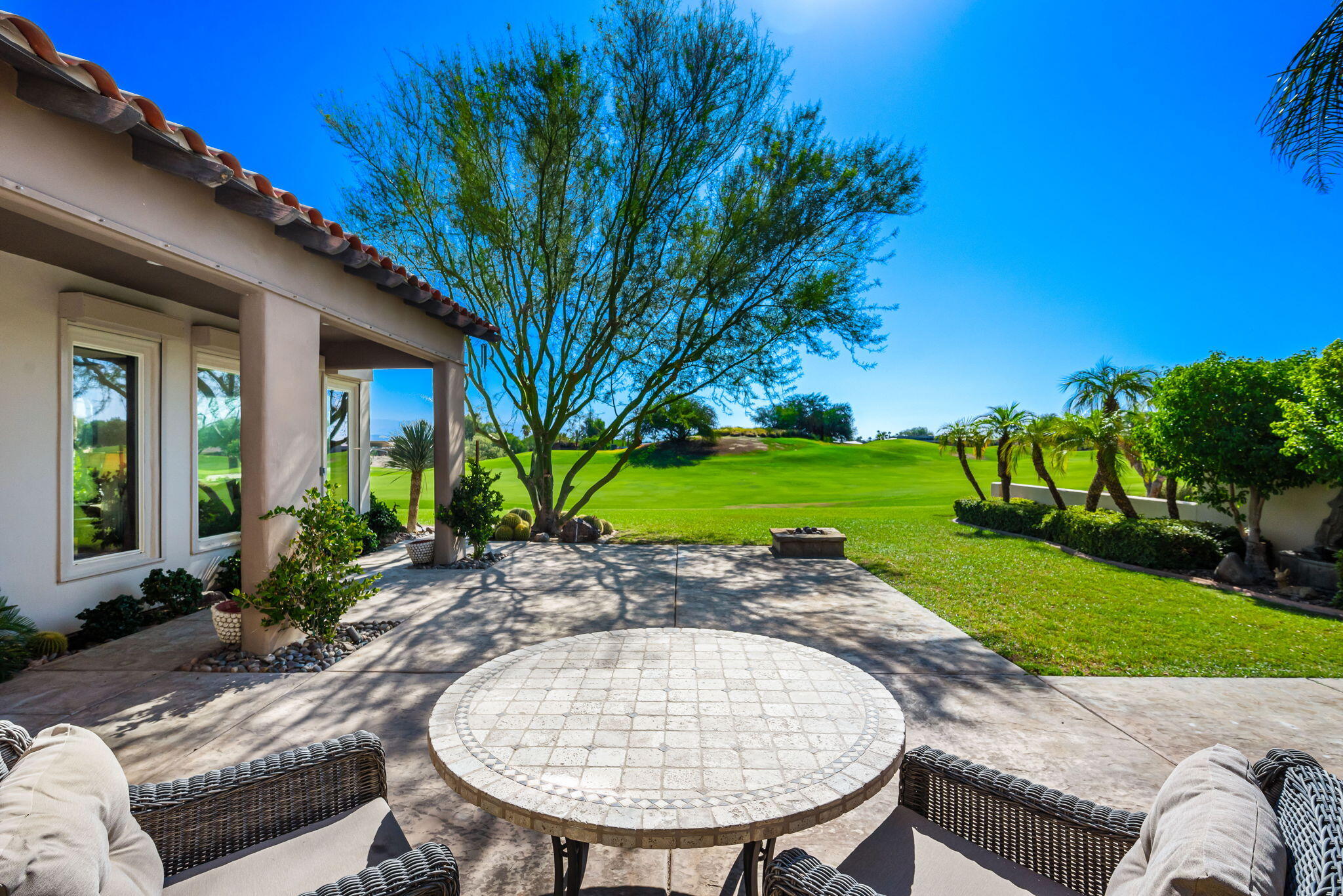 326 Loch Lomond Road Rancho Mirage, CA 92270 - Photo 27 of 43 38-web-or-mls-JBLoch_OPMG_0825_038