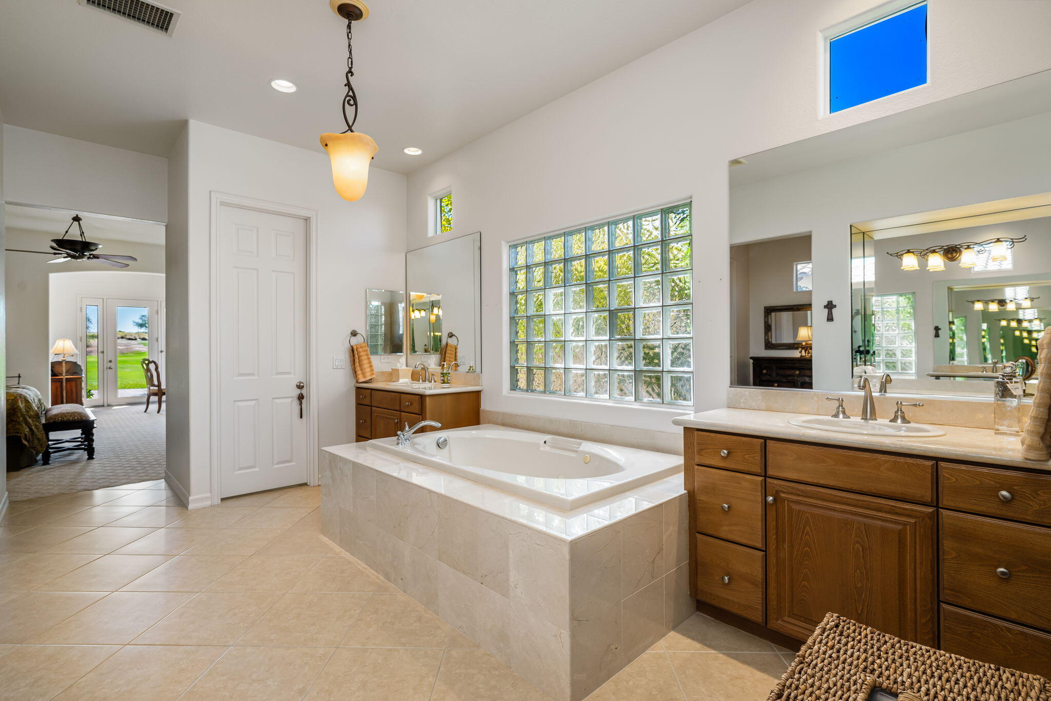 326 Loch Lomond Road Rancho Mirage, CA 92270 - Photo 36 of 43 56-web-or-mls-JBLoch_OPMG_0825_056