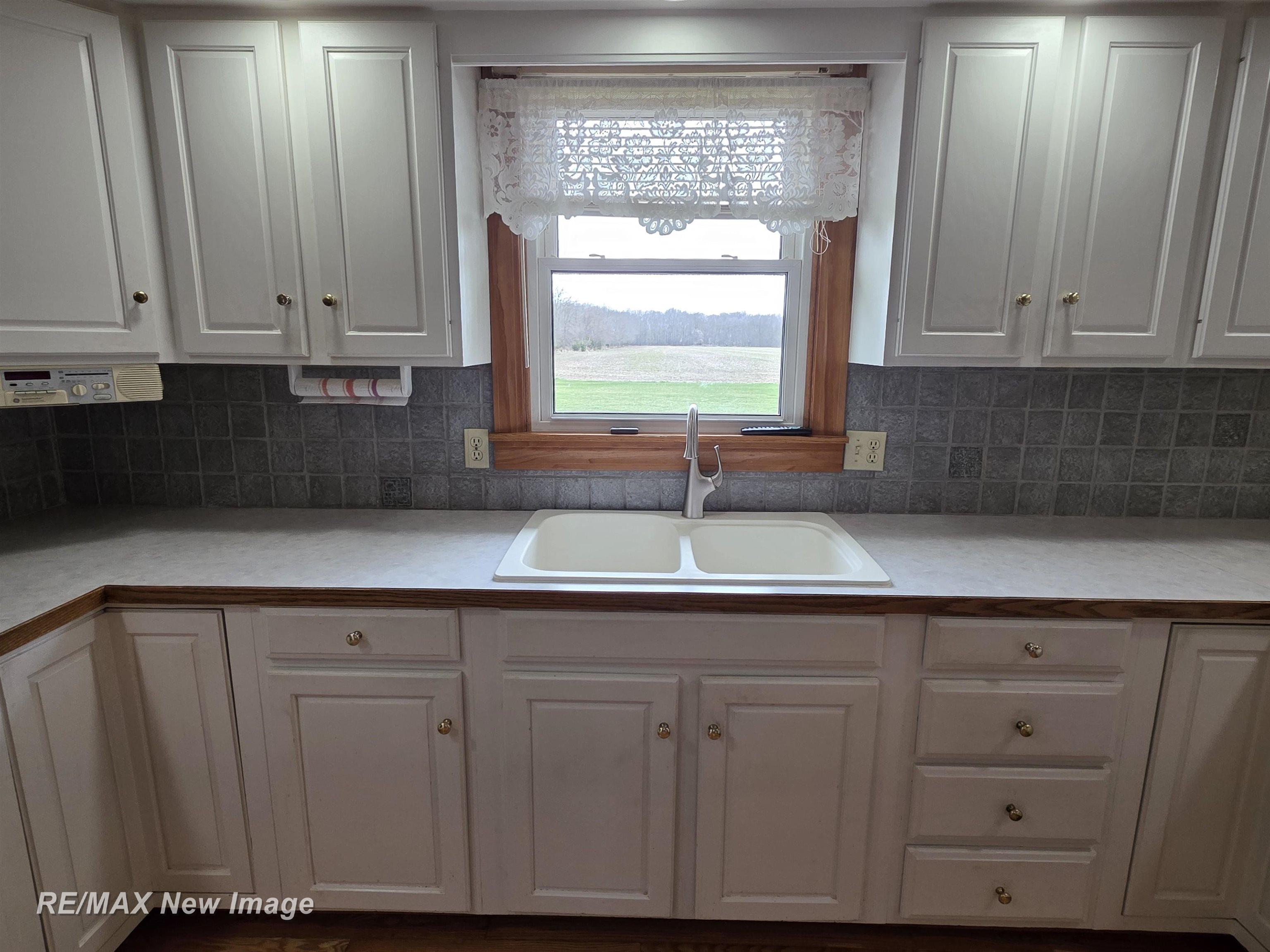 8781 North State Road Owosso, MI 48867 - Photo 13 of 51