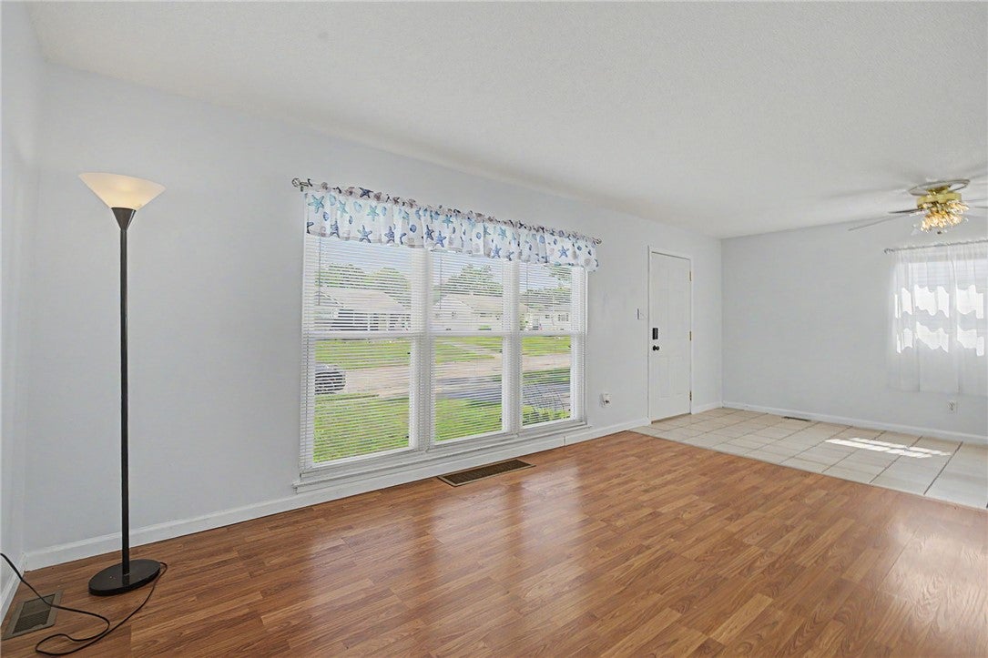 287 Travis Drive Riverside, OH 45431 - Photo 8 of 42 Gallery Image 8