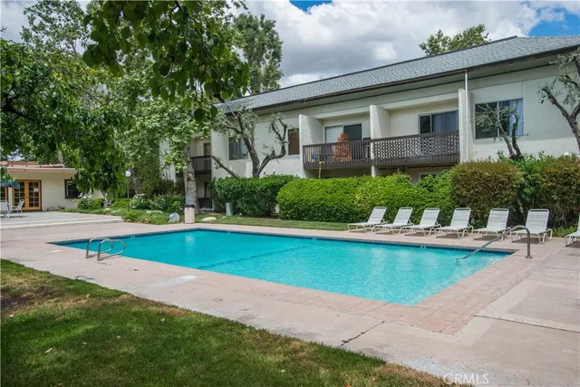 $370,000 | 23515 Lyons Avenue, Unit 228, Valencia, CA 91355