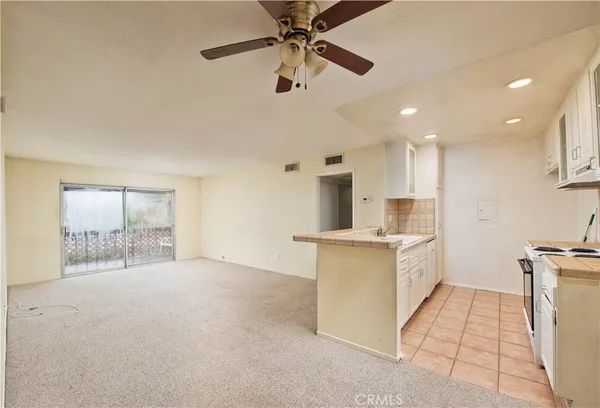 $354,999 | 23515 Lyons Avenue, Unit 228, Valencia, CA 91355