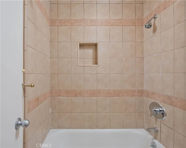 $370,000 | 23515 Lyons Avenue, Unit 228, Valencia, CA 91355