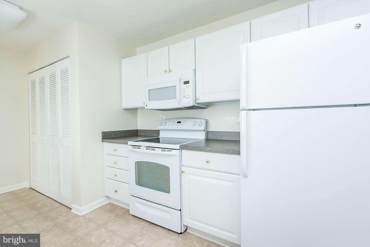 9609 Haven Farm Road, Unit 9609 Perry Hall, MD 21128 - Photo 3 of 19 Kitchen