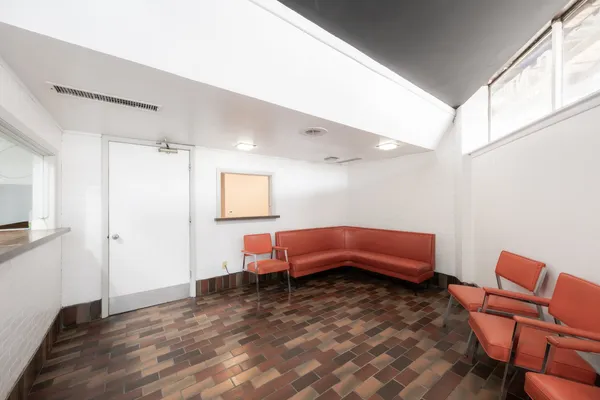 $674,900 | 2815 North Kimball Avenue, Chicago, IL 60618