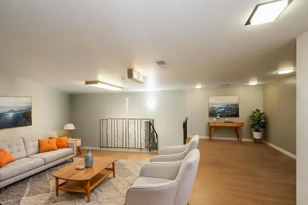 $674,900 | 2815 North Kimball Avenue, Chicago, IL 60618