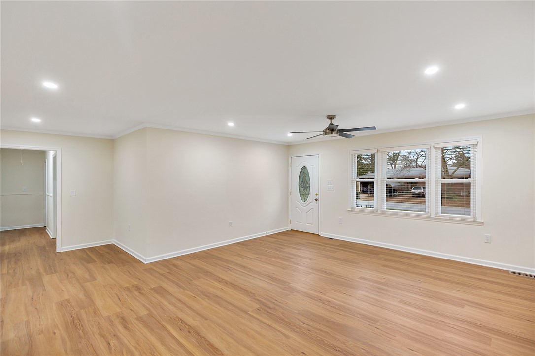 210 Camson Road Anderson, SC 29625 - Photo 8 of 32