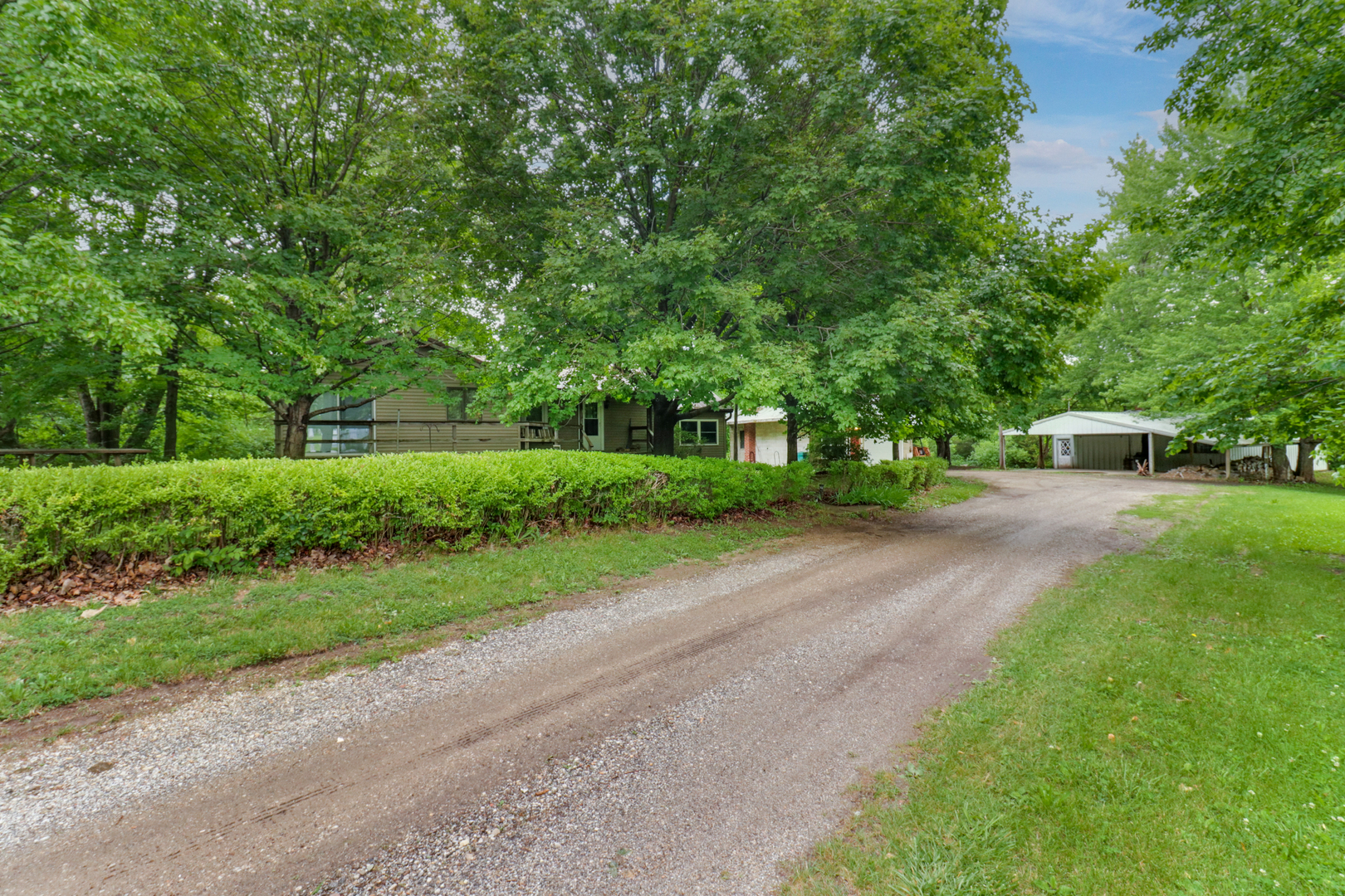 14017 Twin Grove Road Bloomington, IL 61705 - Photo 1 of 33 Gallery Image 1