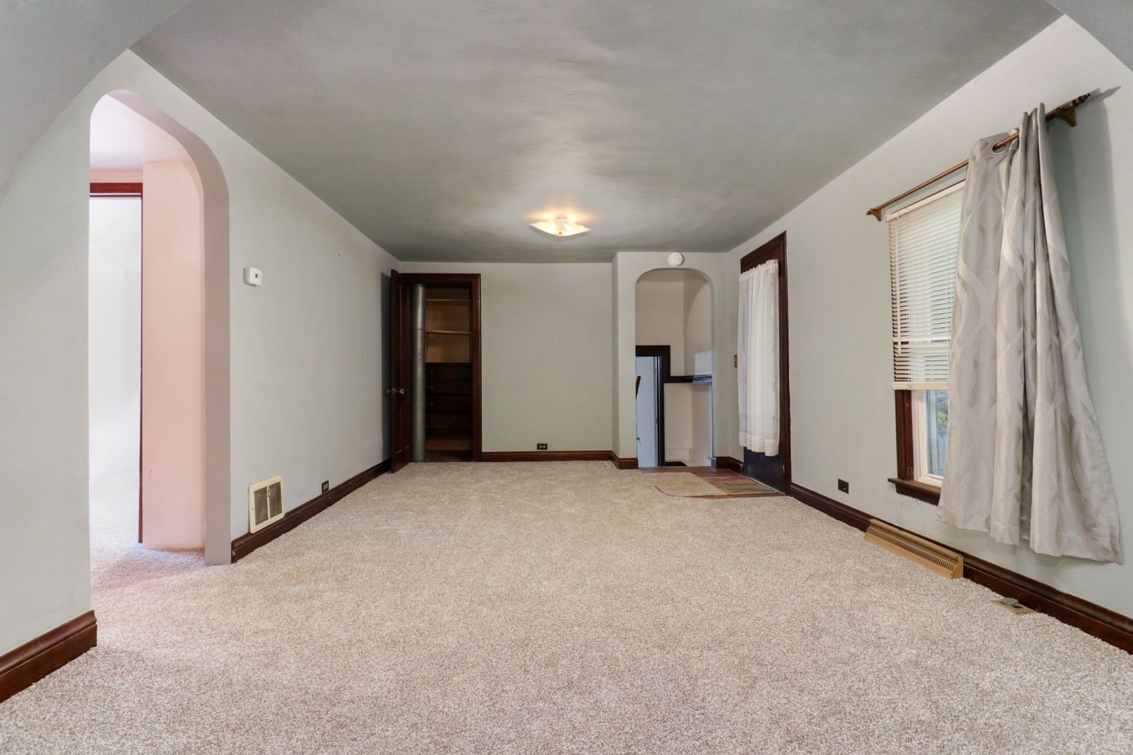 14017 Twin Grove Road Bloomington, IL 61705 - Photo 5 of 33 Gallery Image 5