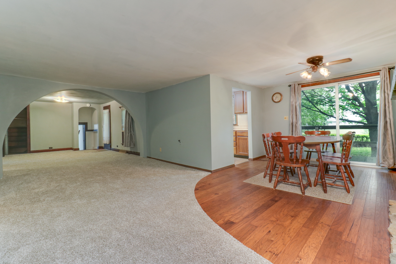 14017 Twin Grove Road Bloomington, IL 61705 - Photo 7 of 33 Gallery Image 7