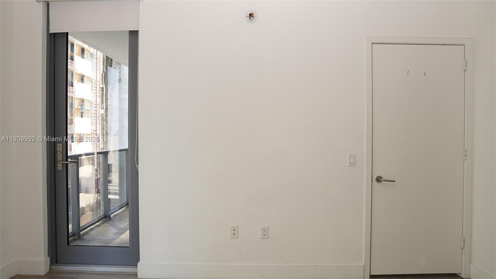 31 Southeast 6th Street, Unit 1108 Miami, FL 33131 - Photo 17 of 22 a view of a bathroom