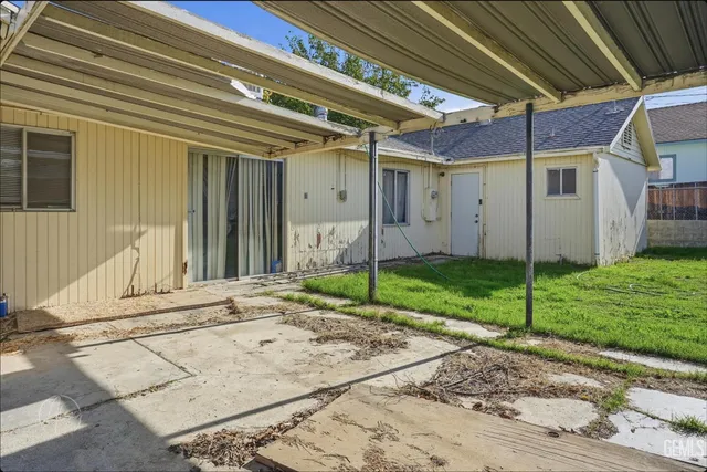$240,000 | Undisclosed Address, Taft, CA 93268