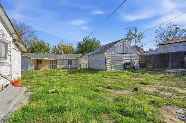 $240,000 | Undisclosed Address, Taft, CA 93268