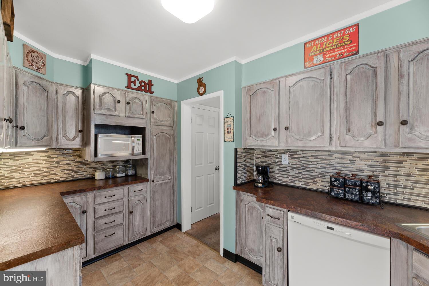 7 Lexington Road Hanover, MD 21076 - Photo 12 of 38 Gallery Image 12