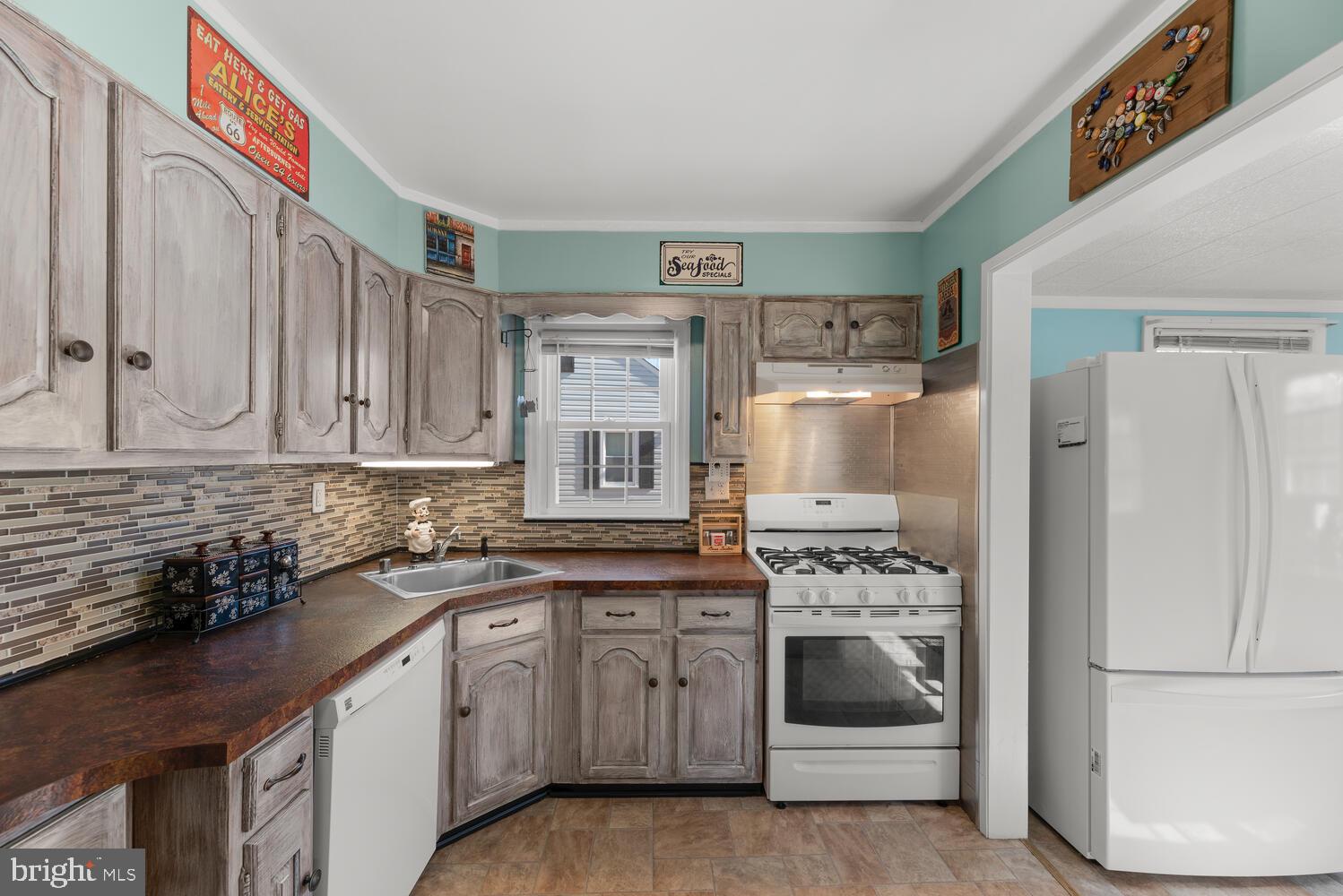 7 Lexington Road Hanover, MD 21076 - Photo 9 of 38 Gallery Image 9