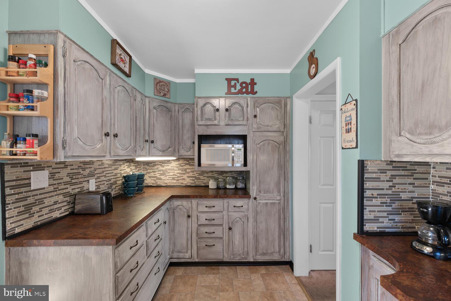7 Lexington Road Hanover, MD 21076 - Photo 10 of 38 Gallery Image 10