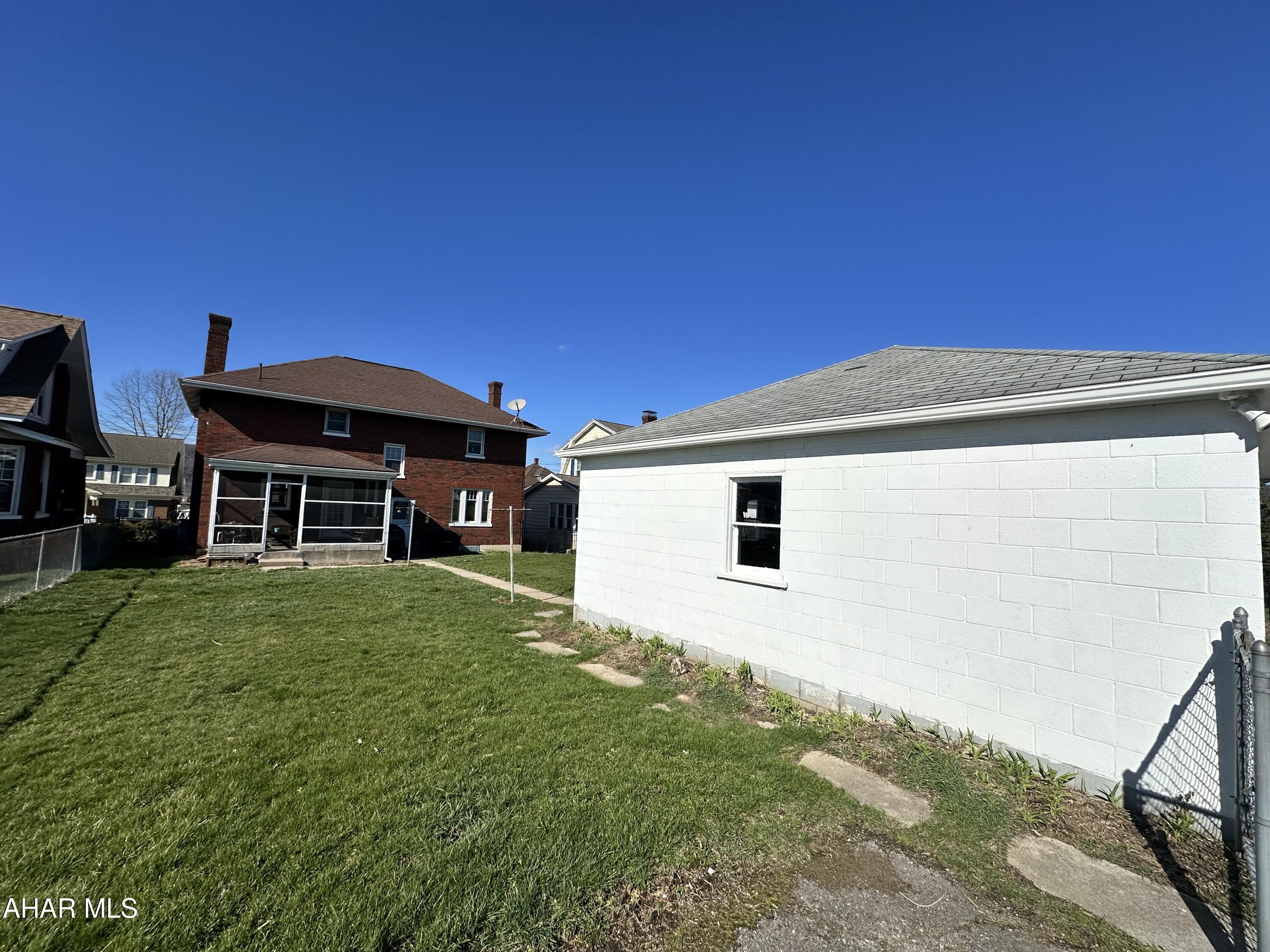 604 Walnut Street Roaring Spring, PA 16673 - Photo 30 of 32