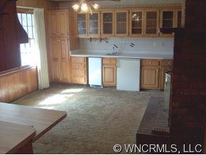 40 Stamey Cove Road Clyde, NC 28721 - Photo 3 of 12 a view of livingroom with furniture and window