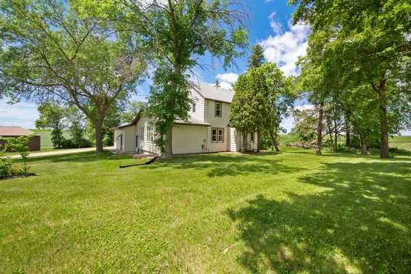 $515,000 | 21500 Hayward Avenue, Faribault, MN 55021