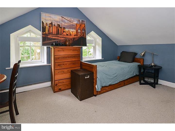 677 Brooke Road Glenside, PA 19038 - Photo 17 of 22 Bedroom 3