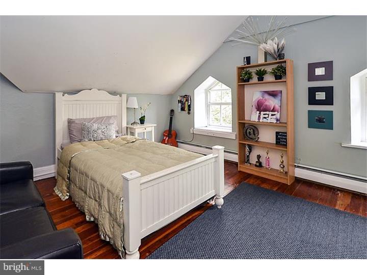 677 Brooke Road Glenside, PA 19038 - Photo 18 of 22 Bedroom 4