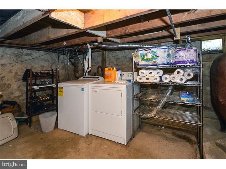 677 Brooke Road Glenside, PA 19038 - Photo 19 of 22 Laundry Room