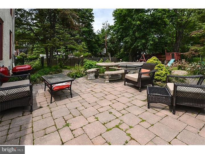 677 Brooke Road Glenside, PA 19038 - Photo 22 of 22 Patio
