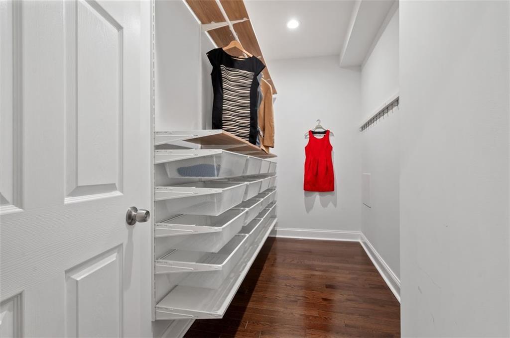 5531 Columbo Street Pittsburgh, PA 15206 - Photo 19 of 34 a view of walk in closet