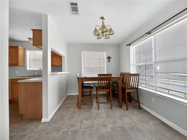 $1,350 | 1606 Park Place, College Station, TX 77840