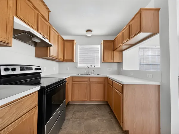 $1,350 | 1606 Park Place, College Station, TX 77840