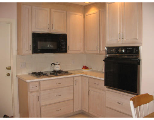 27 Judith Road Newton, MA 02459 - Photo 5 of 10