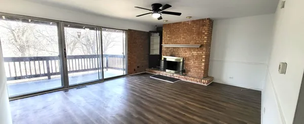 $185,000 | 1607 Maple Terrace, Unit 2D, Lisle, IL 60532
