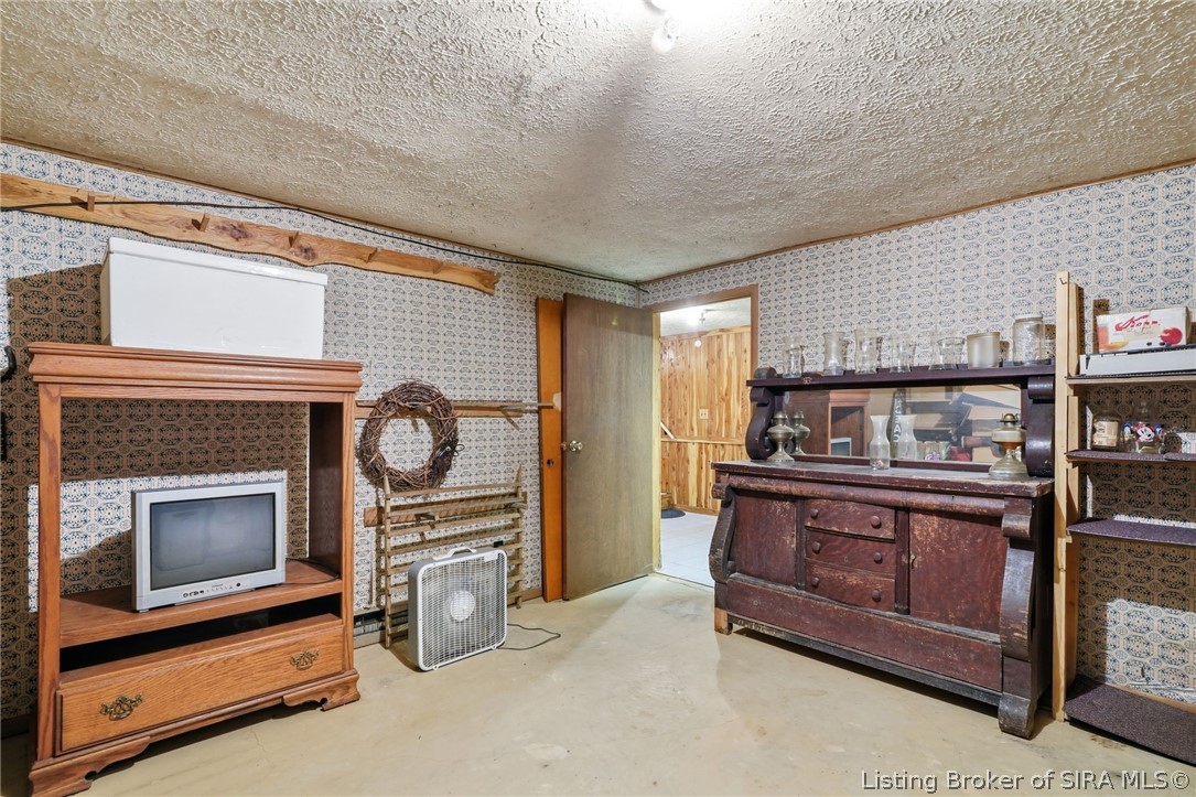 1286 East Thornton Road Madison, IN 47250 - Photo 11 of 66 Gallery Image 11